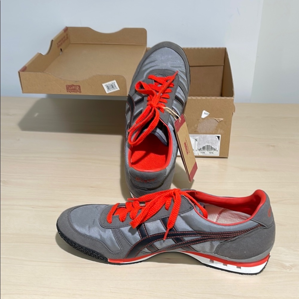 Onitsuka Tiger Grey and Orange - Picture 7 of 9